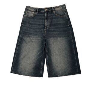 Miss Me Brynn High-Rise Baggy Wide Cropped Jorts Size 33
NEW WITH TAGS